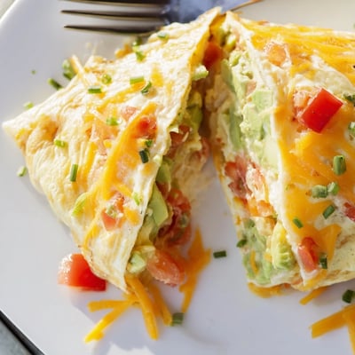 Creamy Avocado Cheese Omelette